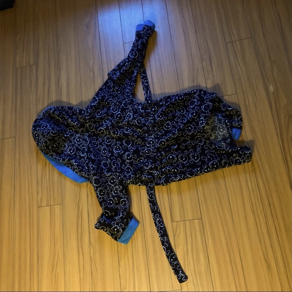 Boy’s fleecy robe with hood and pockets - Picture 3 of 3